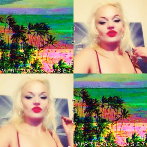 Gallery photo 7 of New Age Marilyn