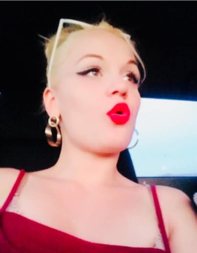 Gallery photo 5 of New Age Marilyn