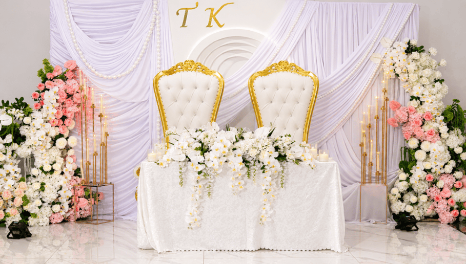 Gallery photo 14 of Bloom Event Balloon/Floral Styling