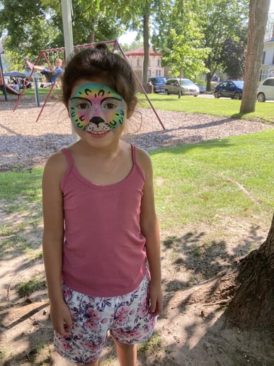 Gallery photo 1 of Bloomtime Face Painting