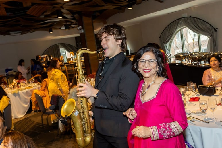 Gallery photo 2 of Blue Lu's Serenades