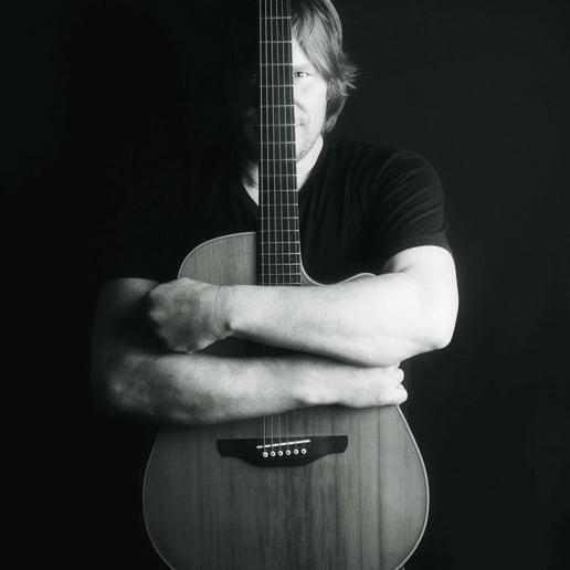 Gallery photo 3 of Dan McGuinness Band