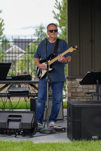 Gallery photo 2 of Blue Sky Band