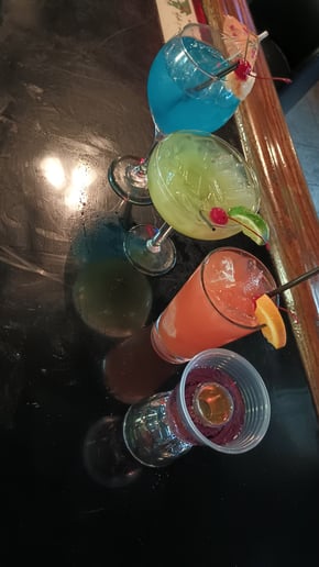 Gallery photo 6 of Blue Sky Bartending Services