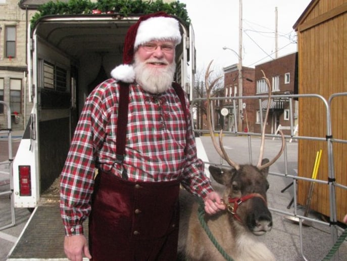 Gallery photo 2 of Bluegrass Santa