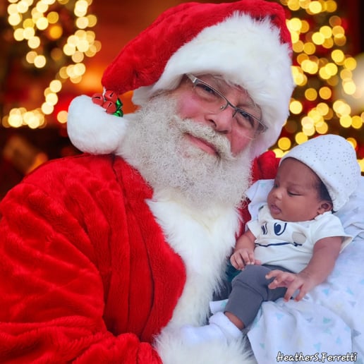 Gallery photo 13 of Santa and Mrs Claus for Hire