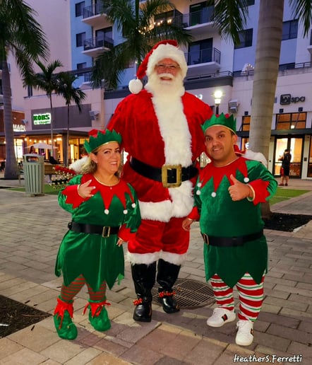 Gallery photo 20 of Santa and Mrs Claus for Hire
