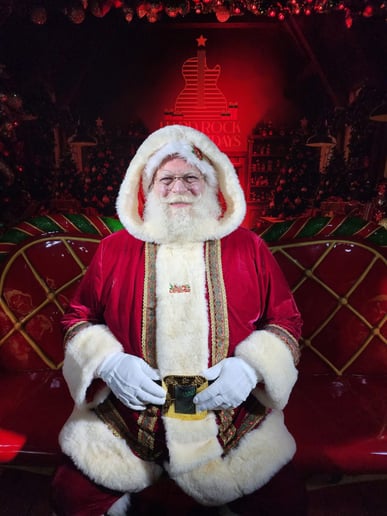 Gallery photo 22 of Santa and Mrs Claus for Hire