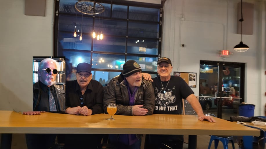 Gallery photo 2 of Blues On Tap