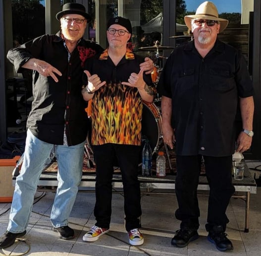 Gallery photo 2 of Bluesdog Cash Band 