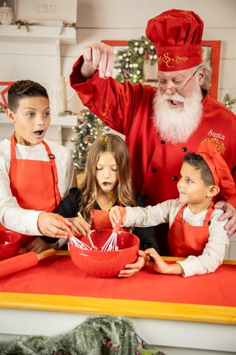 Gallery photo 15 of Bluffton Santa