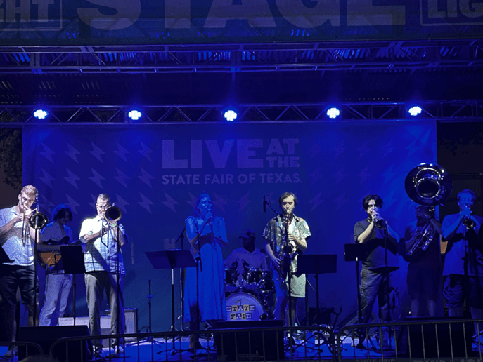 Gallery photo 5 of Blurred Lines Brass