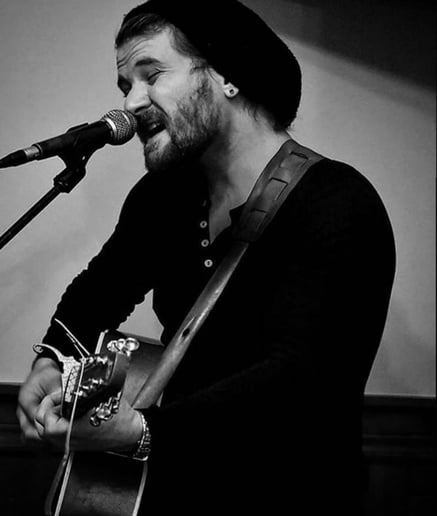 Gallery photo 3 of Bo Music