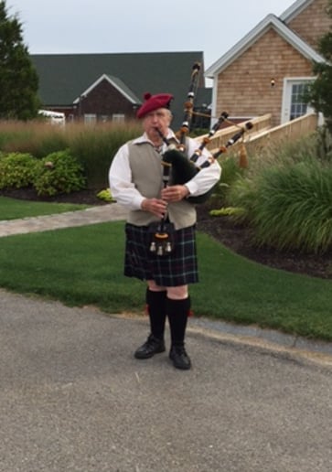 Gallery photo 20 of Bob Cameron, Piper