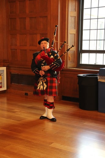 Gallery photo 39 of Bob Cameron, Piper