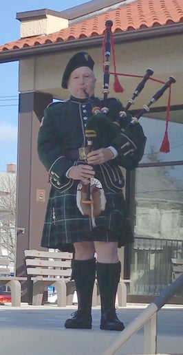 Gallery photo 12 of Bob Cameron, Piper