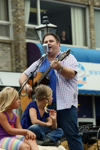 Gallery photo 5 of Bob Donaldson