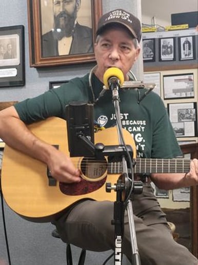 Gallery photo 2 of Bob Norris Songwriter