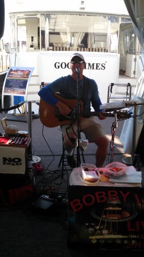 Gallery photo 4 of Bobby 5 Live! A One Man Band Like No Other