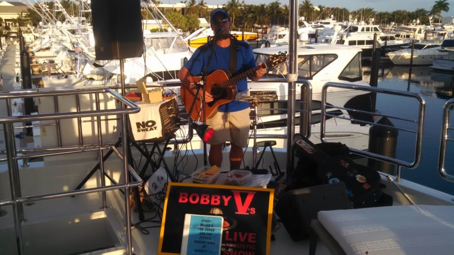 Gallery photo 5 of Bobby 5 Live! A One Man Band Like No Other