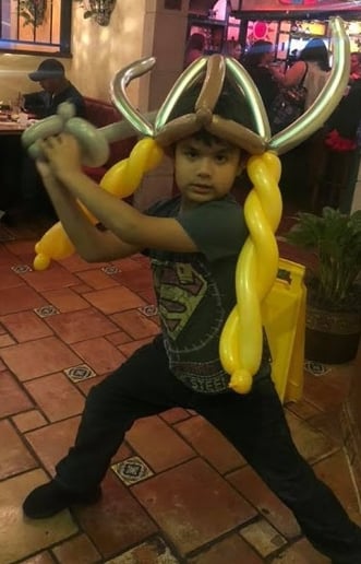 Gallery photo 6 of Bobby the Balloon Man