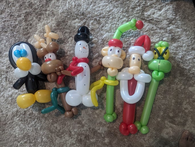 Gallery photo 8 of Bobby the Balloon Man