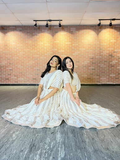 Gallery photo 1 of BollyGroove