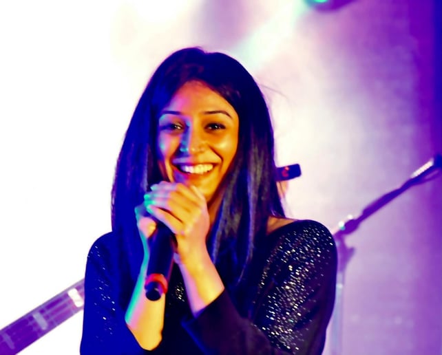 Gallery photo 4 of Bollywood Solo and Band Performer