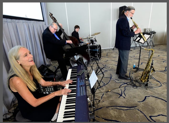 Gallery photo 2 of Bonnie Lowdermilk solo, duo, trio, 4-tet