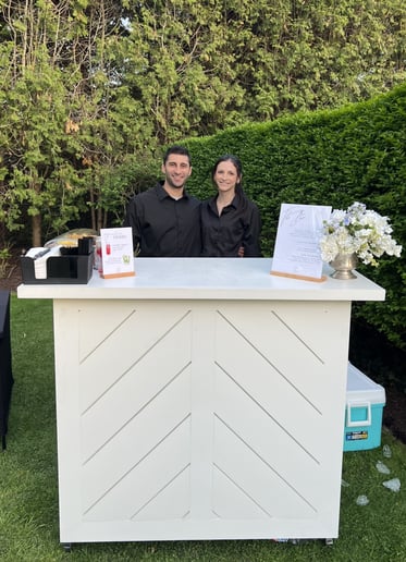 Gallery photo 1 of Boozin' & Cruisin' Bartending Services