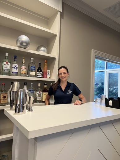 Gallery photo 7 of Boozin' & Cruisin' Bartending Services