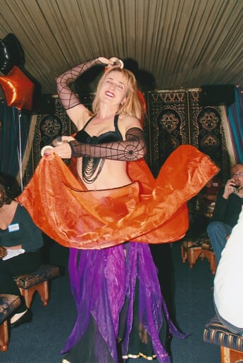Gallery photo 10 of Borka Dancer