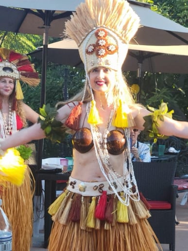 Gallery photo 6 of Borka Dancer