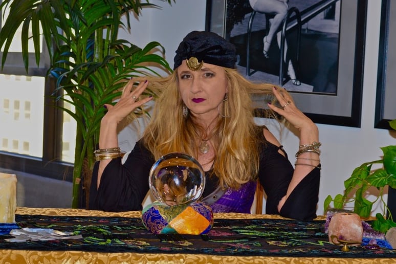 Gallery photo 20 of Borka: Tarot and Palm Reader, Astrologer and More...