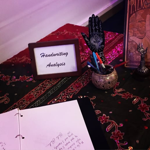 Gallery photo 15 of Borka: Tarot and Palm Reader, Astrologer and More...