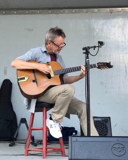 Gallery photo 2 of Russ Hanchin Trio - (duo option available)