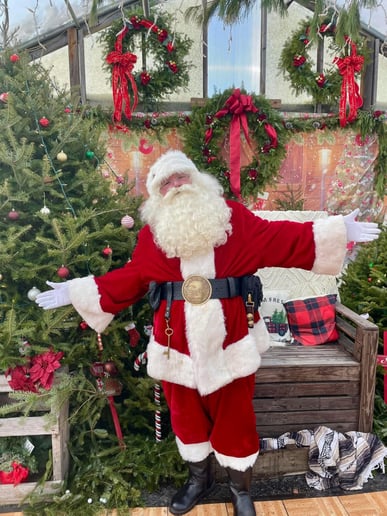 Gallery photo 1 of Boston Santa