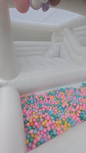 Gallery photo 1 of Bounce House Rentals