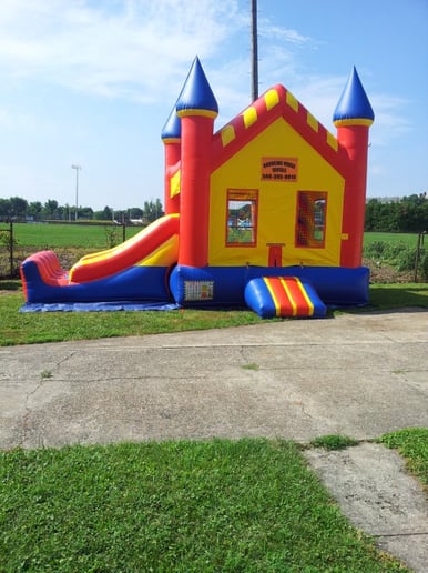 Gallery photo 1 of Bouncing House Rental
