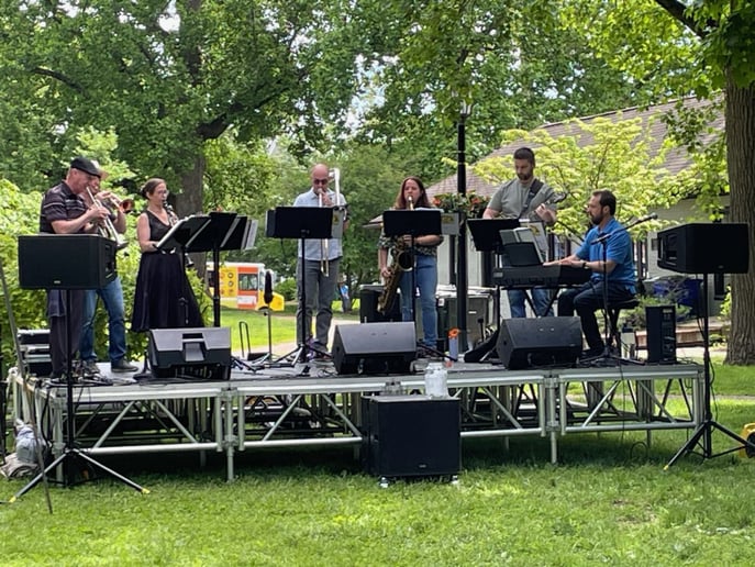 Gallery photo 2 of The Yellow Dog Jazz Band