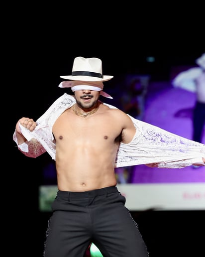 Gallery photo 35 of Boylesque World - High End Performance
