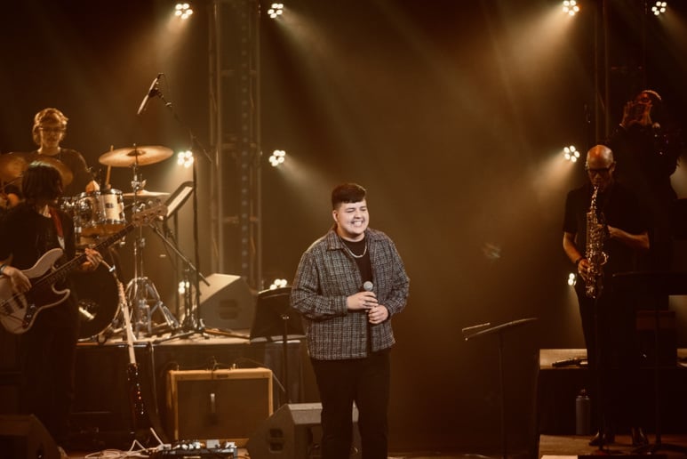 Gallery photo 1 of Bradley & Friends Band