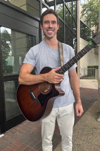Gallery photo 1 of Brandon Dull |  Acoustic Music for Parties & Events