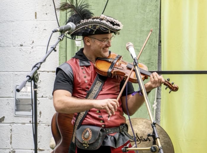 Gallery photo 36 of Brandon Kennedy - Celtic loop artist