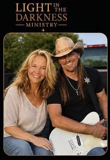 Gallery photo 2 of Brandon Shepard & Chain Breaker