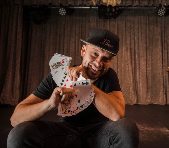 Gallery photo 5 of Brandon Styles Impressionist & Magician