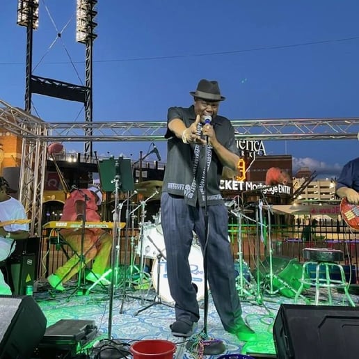 Gallery photo 5 of Braxton Vanzant  Band