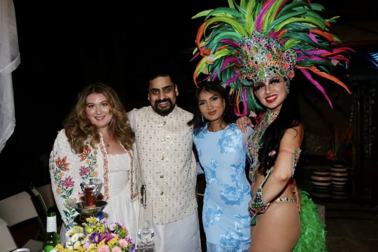 Gallery photo 1 of Tina - Bollywood & Brazilian Samba