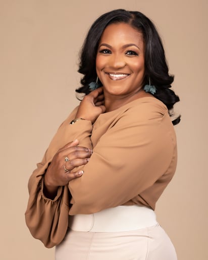 Gallery photo 1 of Breanna Colon, Financial Expert