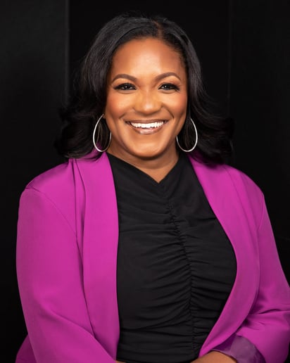 Gallery photo 4 of Breanna Colon, Financial Expert